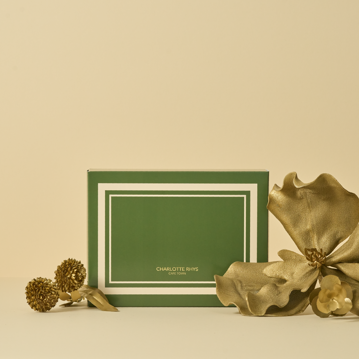 THE SEASON OF GIVING SET