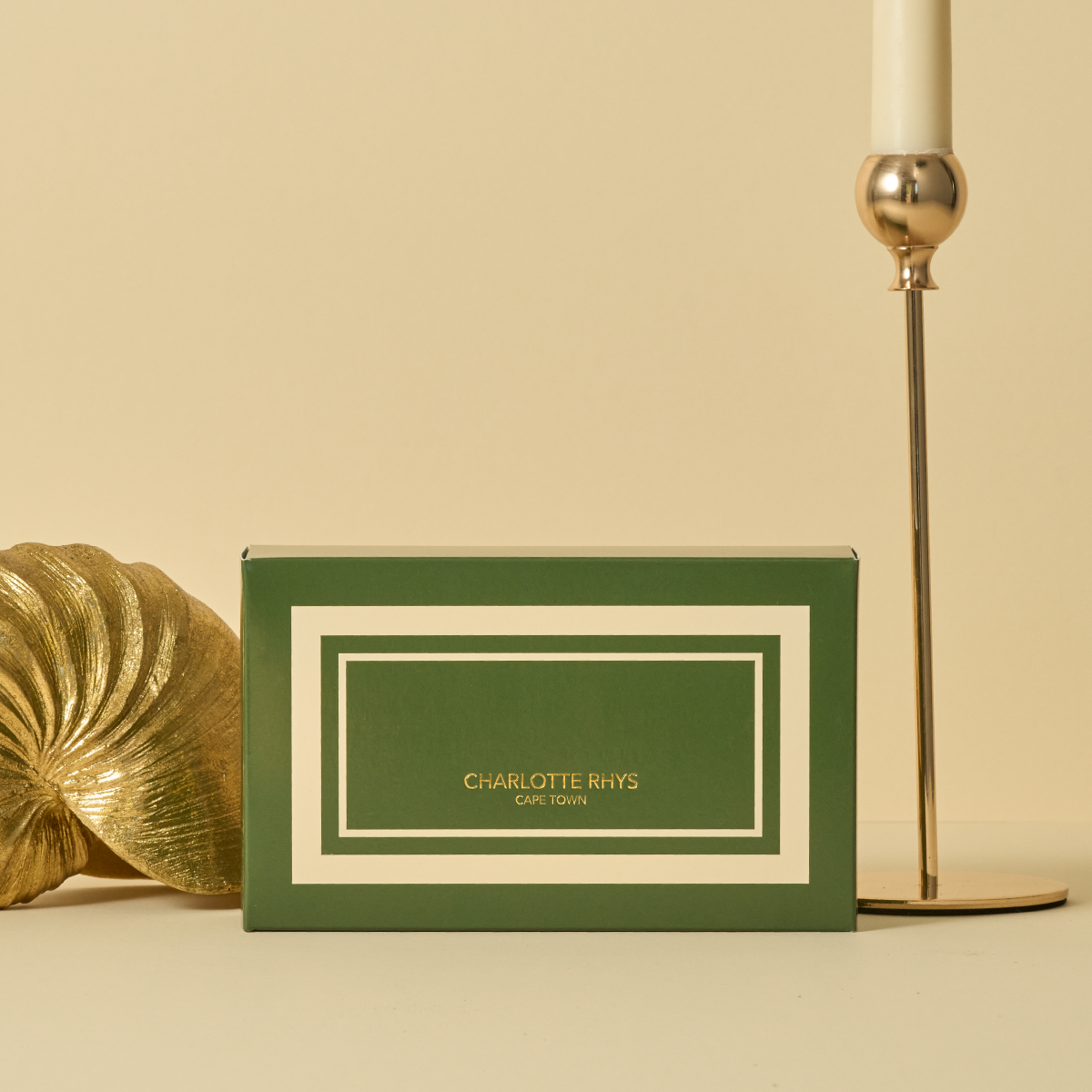 THE MERRY LITTLE SET